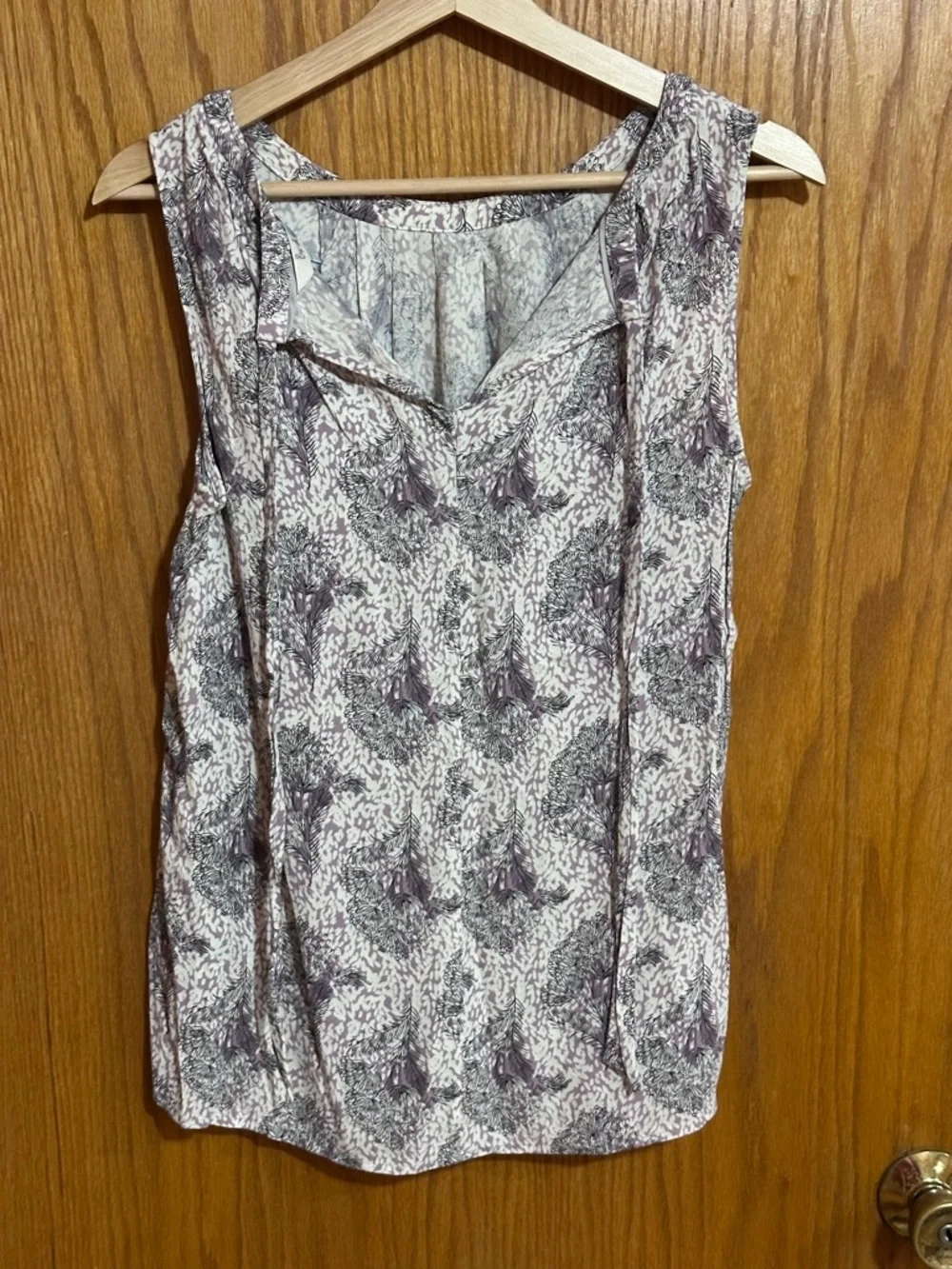 Boden lightweight sleeveless